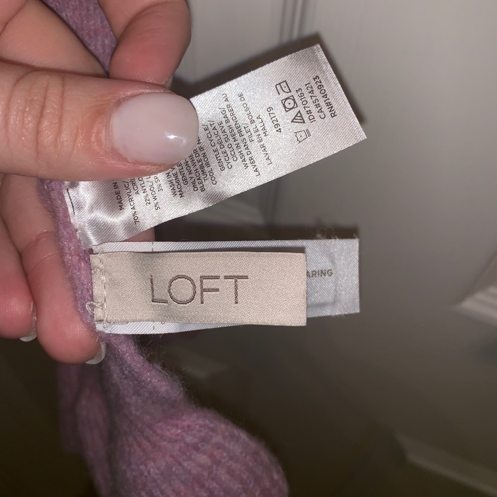 Purple Loft Scarf - Picture 2 of 2